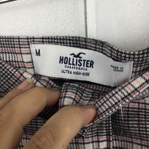 NWT - Hollister Plaid "Ultra High Rise" Skirt w/Button Front - Medium - Picture 3 of 11